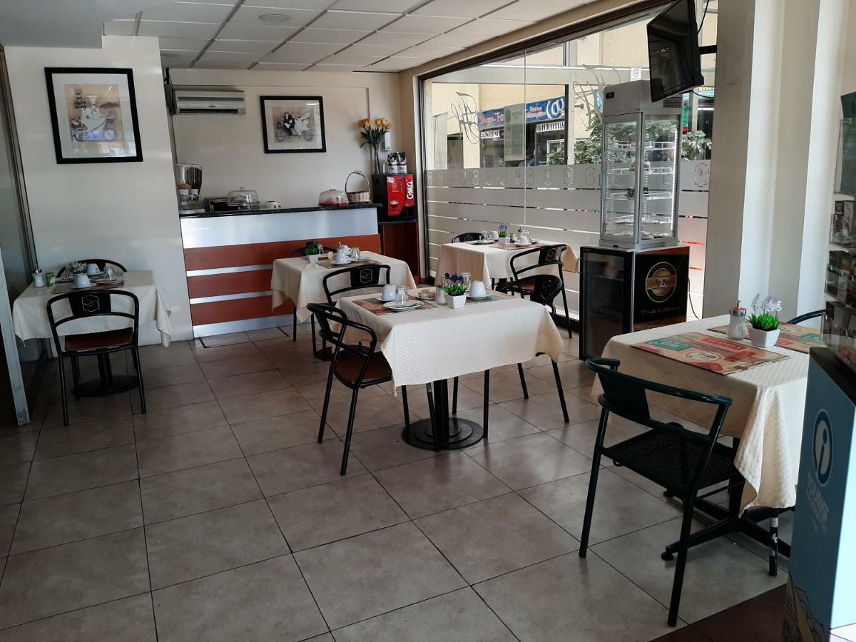 Nativo Hotel Y Cafeteria 塔尔卡 外观 照片